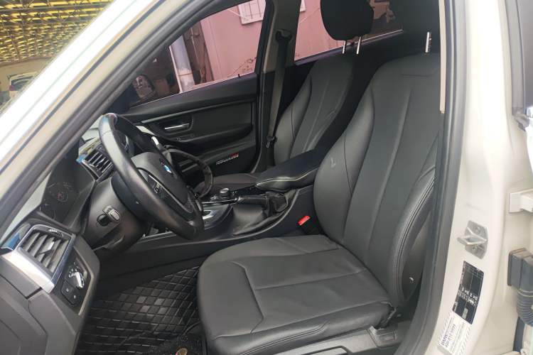 Used BMW 3 Series 2017 320Li Fashion Model