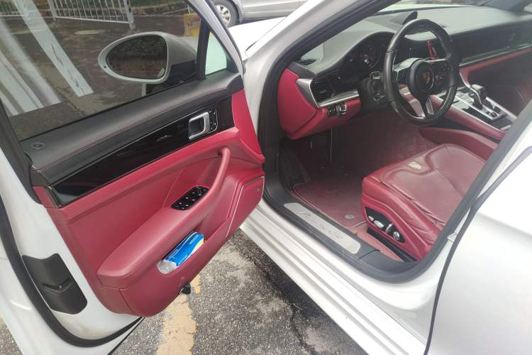 Used Porsche Panamera 2017 Panamera 4 E-Hybrid Executive Long Wheelbase 2.9T
