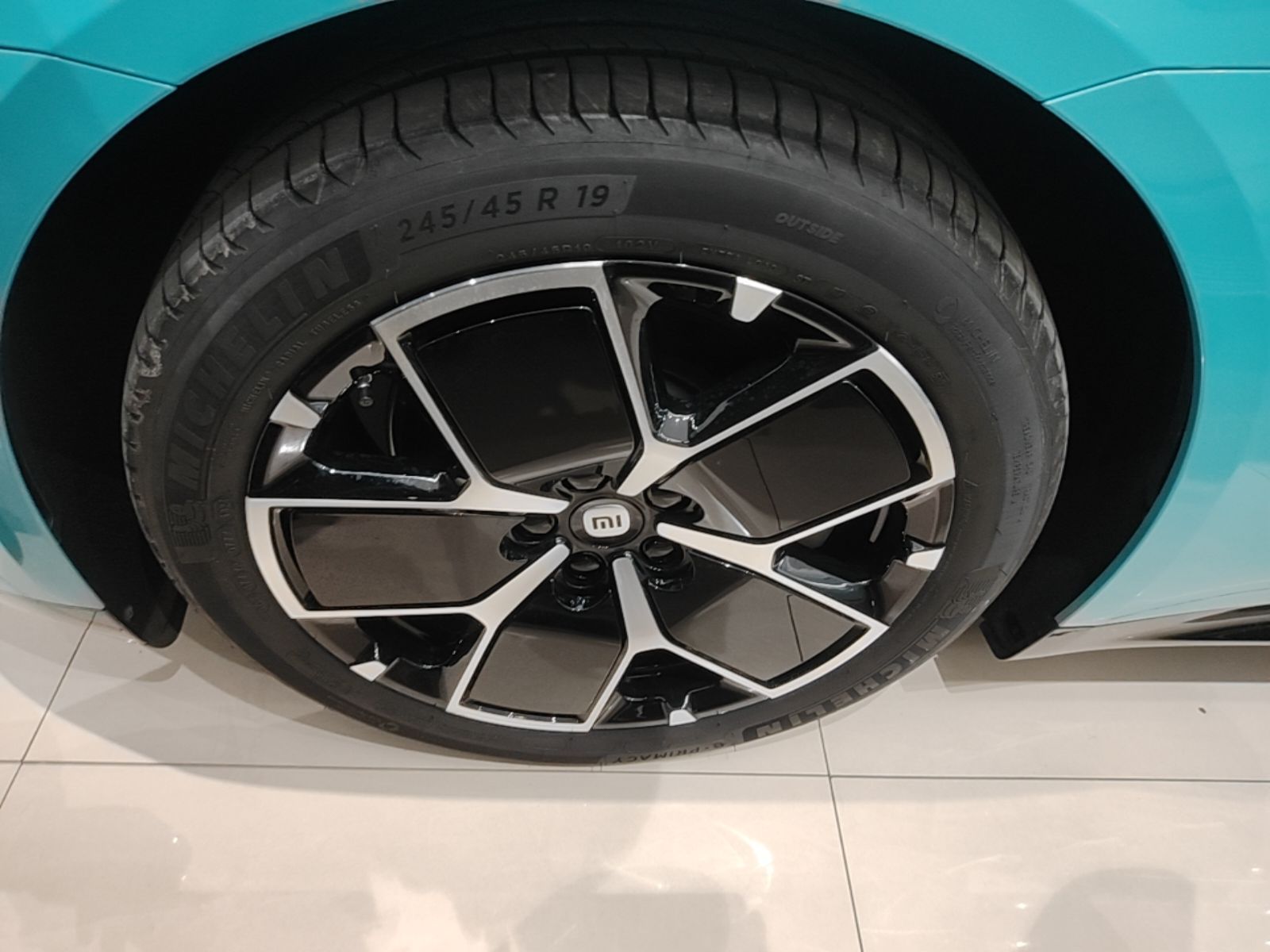 Xiaomi Auto SU7 2024 Rear-Drive Ultra-Long Range Advanced Pro-Level Intelligent Driving Version — снимка 10