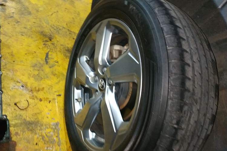 Used Toyota RAV4 2021 2.0L CVT Two-Wheel Drive Fashion Edition
