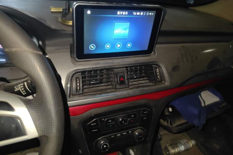 Used BAIC Weiwang M50F 2017 1.5L Standard Model
