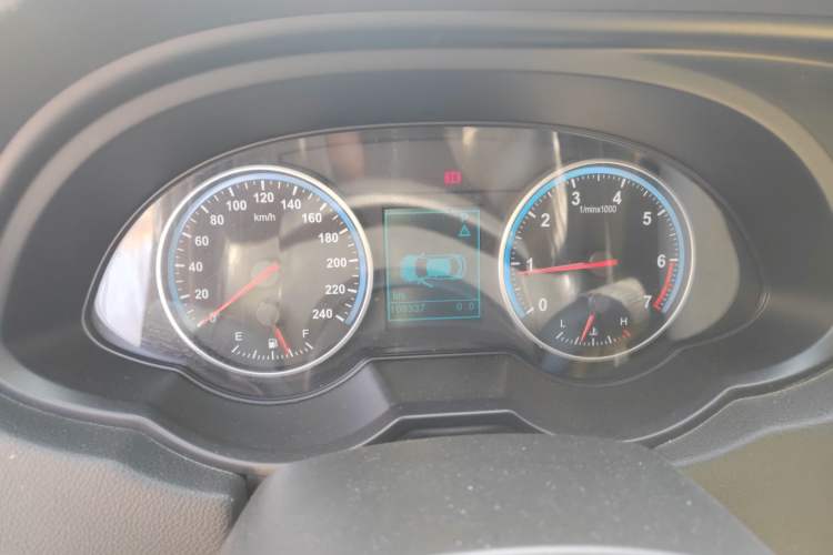 Used Brilliance V5 2014 1.6L Automatic Comfort Model Instrument Cluster