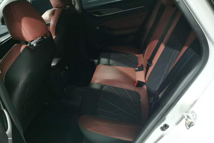 Used CHANGAN Eado 2022 PLUS Blue Whale NE 1.4T GDI DCT Prestige Edition Left Rear Seat