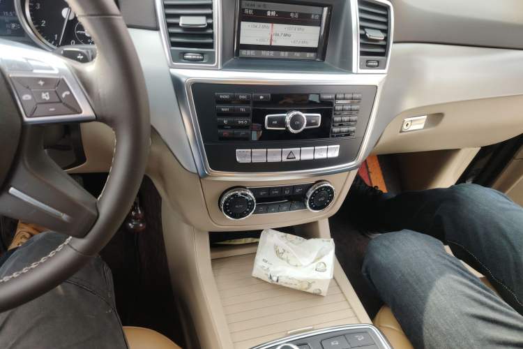 Used Mercedes-Benz M-Class 2012 ML 300