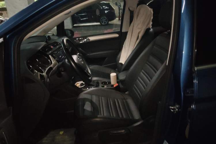 Used Volkswagen Touran 2018 Volkswagen Touran L 280TSI DSG Boundary Edition 7 Seats China VI Standard
