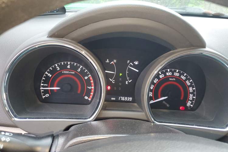 Used Toyota Highlander 2011 2.7L Two-Wheel Drive 7-Seater Elite Edition
