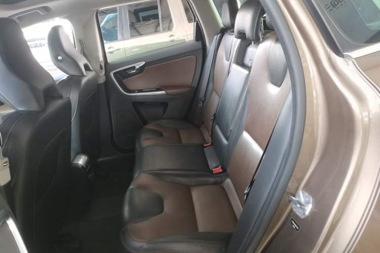 Used Volvo XC60 2017 T5 AWD Smart Upgrade Edition