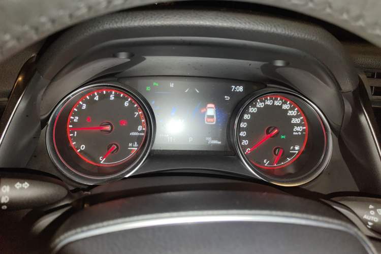 Used Toyota Camry 2019 2.0S FENGSHANG Version China VI Standard
