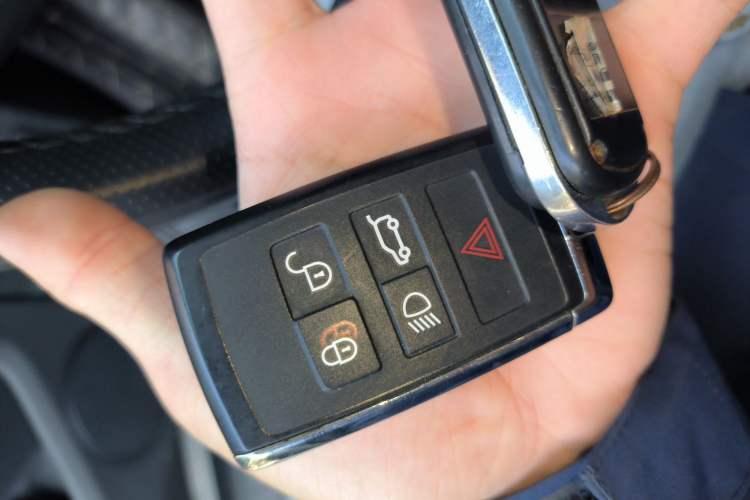 Used Land Rover Range Rover Evoque 2023 Aurora L 249 PS Luxury Edition