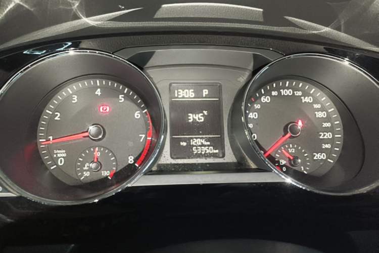 Used Volkswagen Sagitar 2016 230TSI 25th Anniversary Edition
