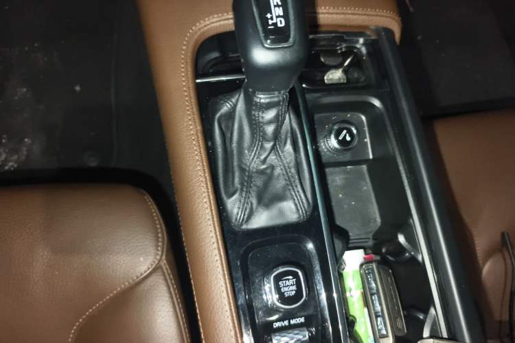 Used Volvo S90 2018 T5 Zhiyuan Edition
