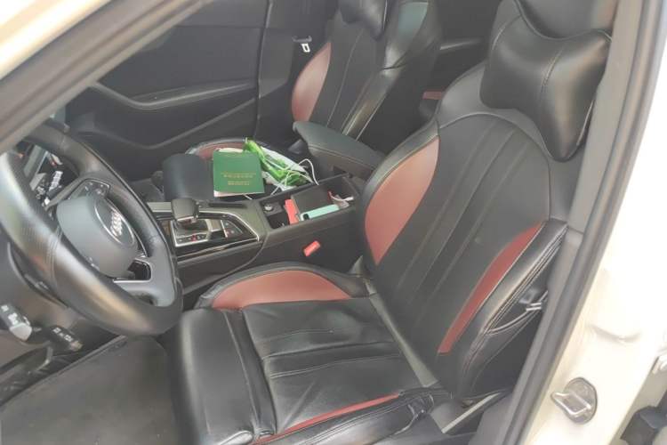 Used Audi A4L 2023 40 TFSI Luxury Dynamic Model
