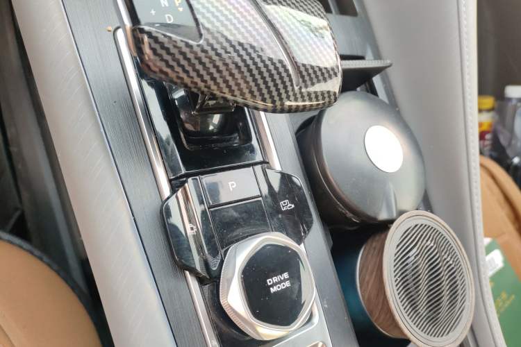 Used CHANGAN CS75 PLUS 2022 Second-Generation 2.0T Automatic Prestige Model
