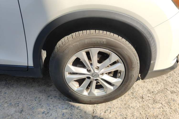 Used Nissan X-Trail 2014 2.5L CVT Luxury Edition 4WD
