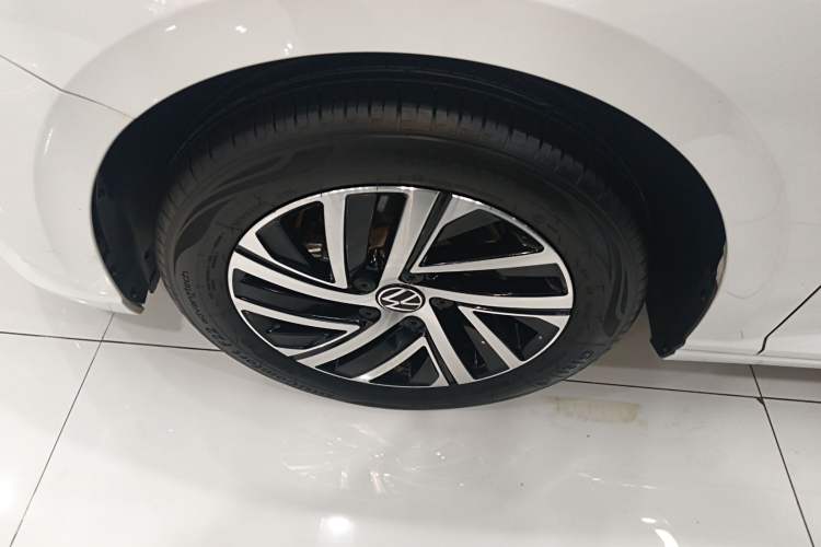 Used Volkswagen Lavida 2024 1.5L Automatic 5 Million Edition
