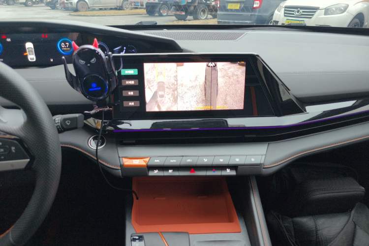 Used Changan UNI-V 2024 1.5T Prestige Edition