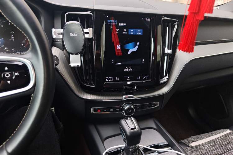 Used Volvo XC60 2021 T5 4x4 Smart & Advanced Sport Edition