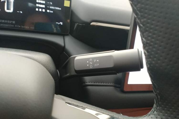 Used AION V 2024 Aion Tyrannosaurus 520 LiDAR Edition Gear Lever