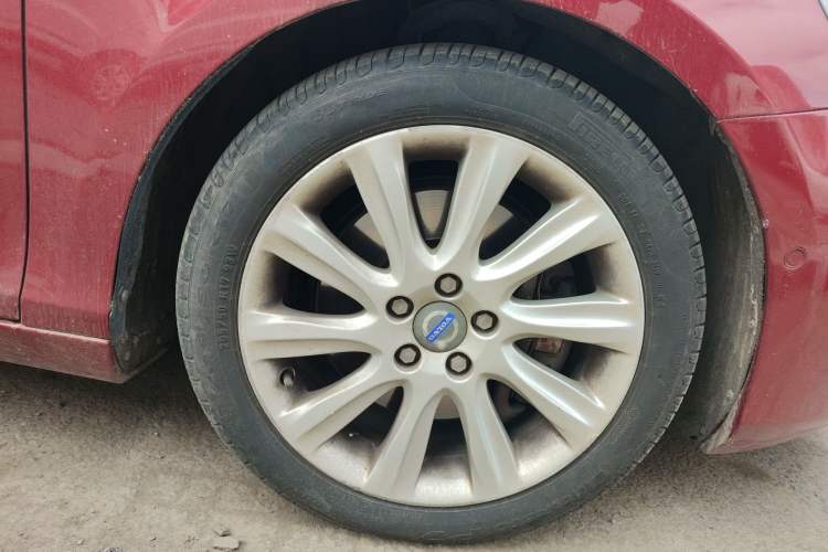 Used Volvo V40 2014 2.0T Zhiya Edition