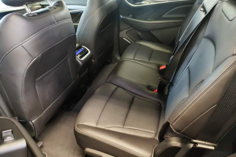 Used Buick Enclave 2022 652T Two-Wheel-Drive Prestige 7-Seater
