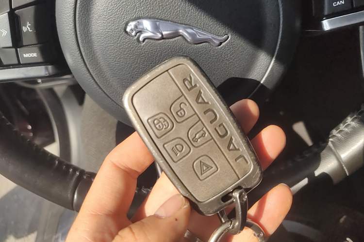 Used Jaguar XFL 2018 XFL 2.0T 200PS Elite Edition Vehicle Key