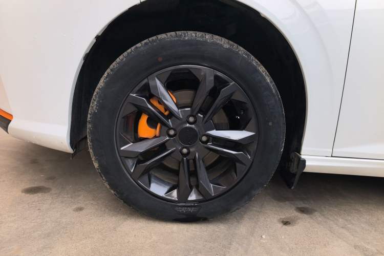 Used Dongfeng Aeolus Yixuan 2023 Mach Edition 1.5L Automatic Chasing Wind Version