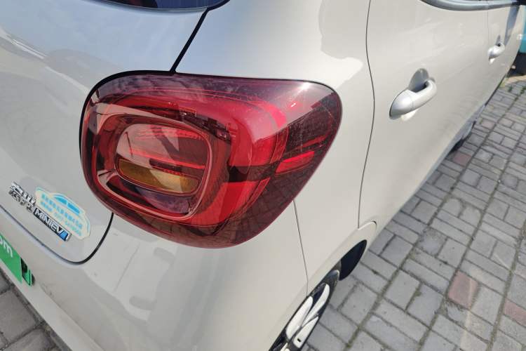 Used Wuling Hongguang MINIEV 2025 Four-Door Version Premium Edition
