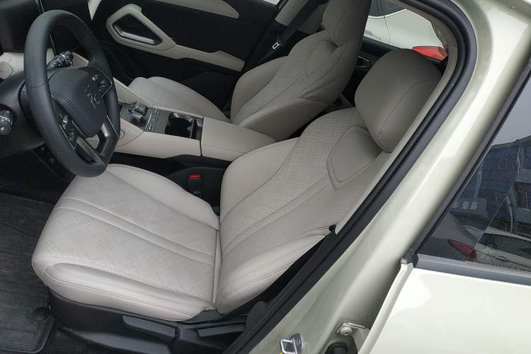 Used BYD Yuan UP 2024 401KM Leading Edition