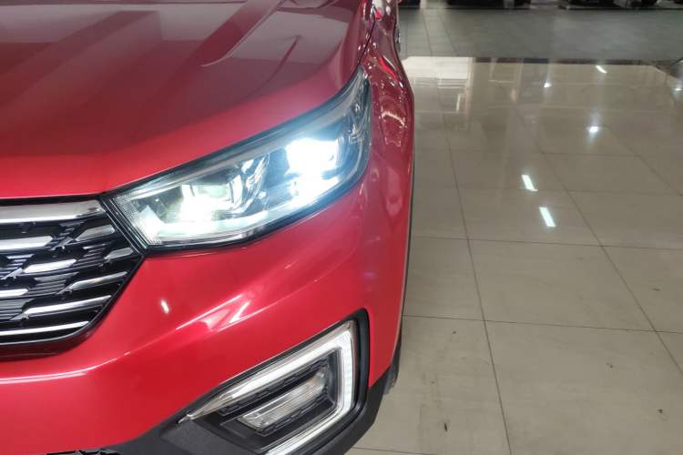 Used CHANGAN CS55 2018 1.5T Automatic Xuan Dong Model China V Standard Left Front Headlight