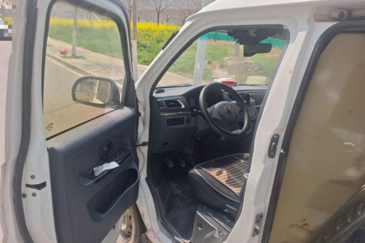 Used Jinbei Hiace X30 2018 1.5L Cargo Van Comfort Model DLCG14 Driver Seat