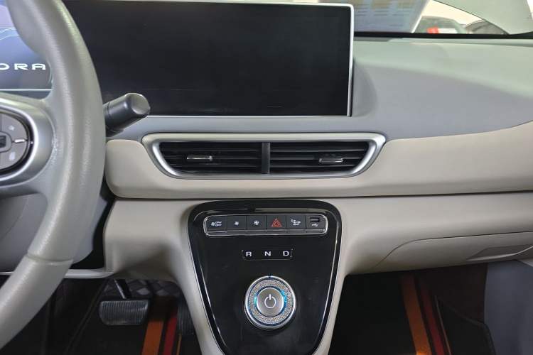 Used ORA White Cat 2022 Xiaoyue Mao Edition 360 km Luxury Model Lithium NMC