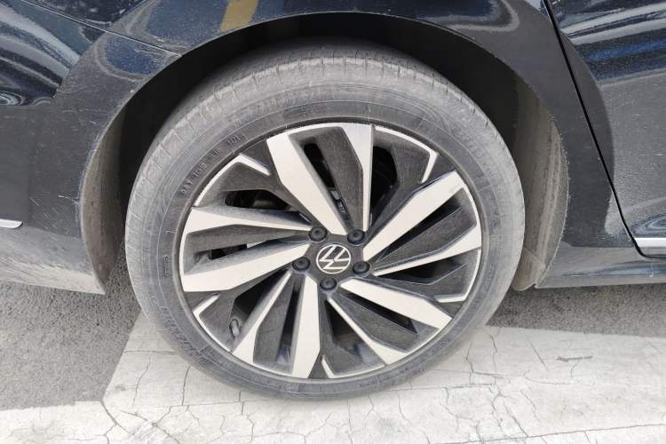 Used Volkswagen Passat 2023 Revised 330TSI Elite Edition
