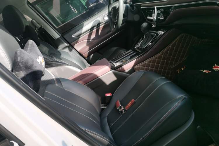 Used GAC Trumpchi M6 2023 PRO 270T DCT Luxury Edition
