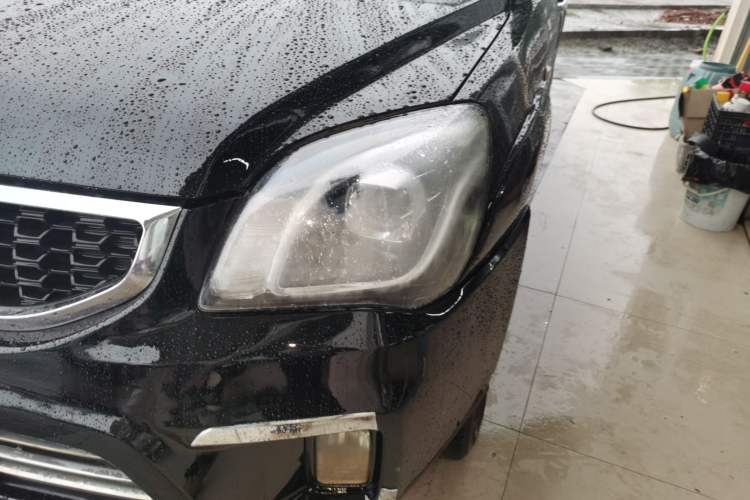 Used Kia Sportage 2013 2.0L Manual Two-Wheel Drive GL Trim Left Front Headlight