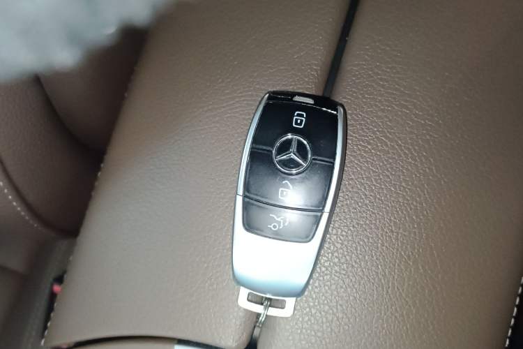 Used Mercedes-Benz E-Class 2020 Restyled E 300 L Sporty and Stylish Edition
