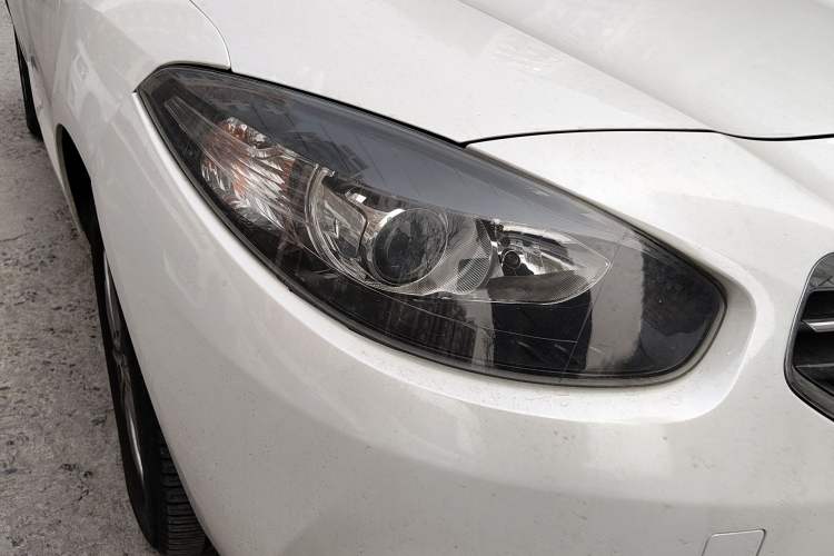 Used Renault Fluence 2013 2.0L Comfort Edition