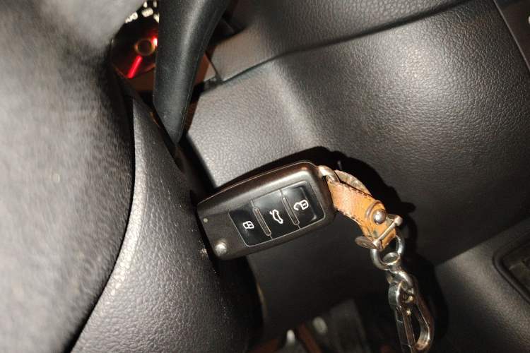 Used Volkswagen Tiguan 2013 1.8TSI Automatic Two-Wheel Drive Luxury Model Vehicle Key