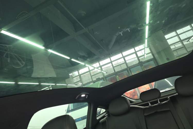 Used CHANGAN NEVO A07 2025 Blue Whale Pure Electric 625 Flagship Model Headliner