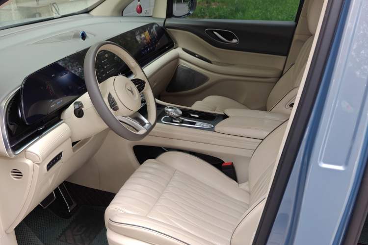 Used VOYAH Dream 2022 Low-Carbon Edition Dream+ Smart Enjoyment Package Left Front Seat