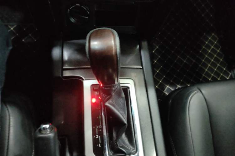 Used Toyota Prado 2015 2.7L Automatic Standard Edition
