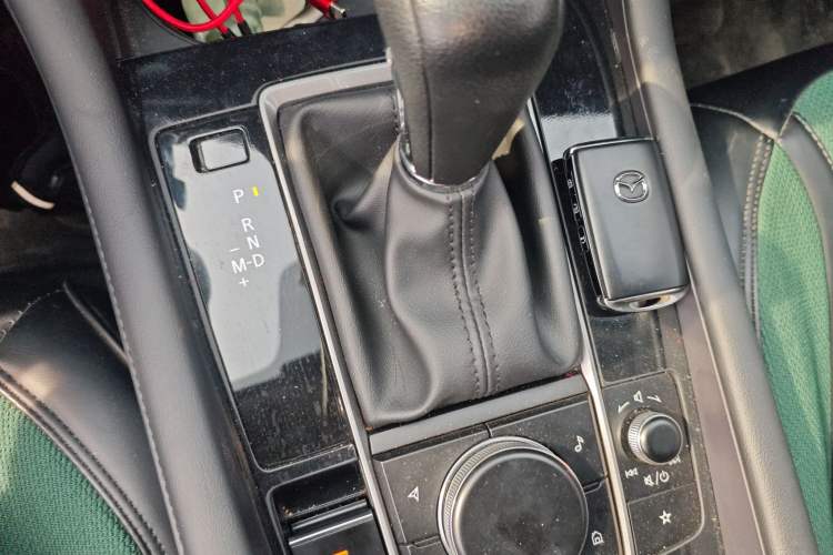 Used Mazda 3 Axela 2021 1.5L Automatic ZhiMei Edition Gear Lever