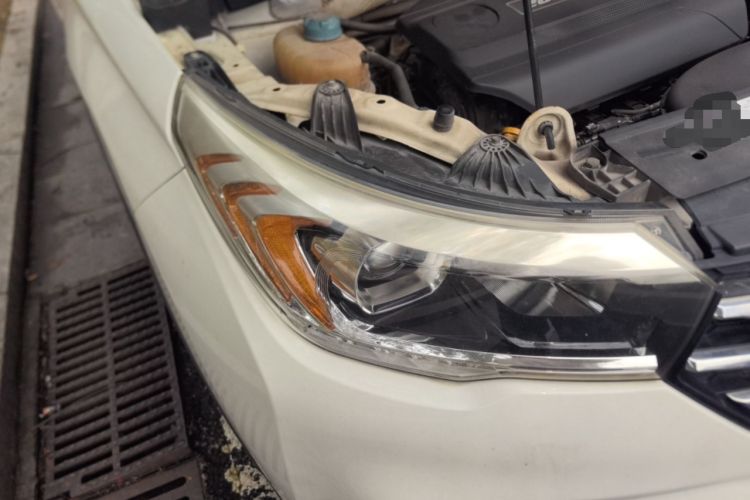 Used GAC Trumpchi GS4 2015 200T G-DCT Elite Edition Right Front Headlight