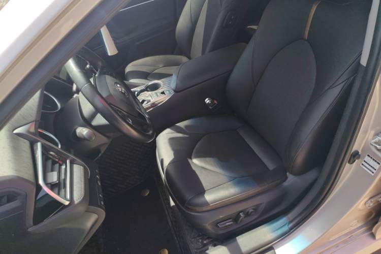 Used Toyota Camry 2019 Revised Version 2.5G Luxury Edition