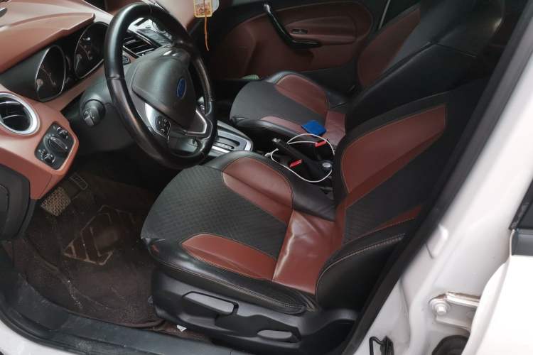 Used Ford Fiesta 2014 Hatchback 1.0 GTDi Automatic Dynamic Model Left Front Seat