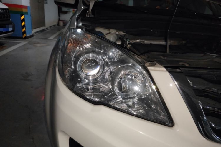 Used Haval H6 2013 Upgraded Model 1.5T Manual Two-Wheel Drive Elite Version
