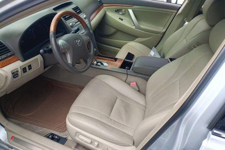 Used Toyota Camry 2010 240G Luxury Edition Left Front Seat