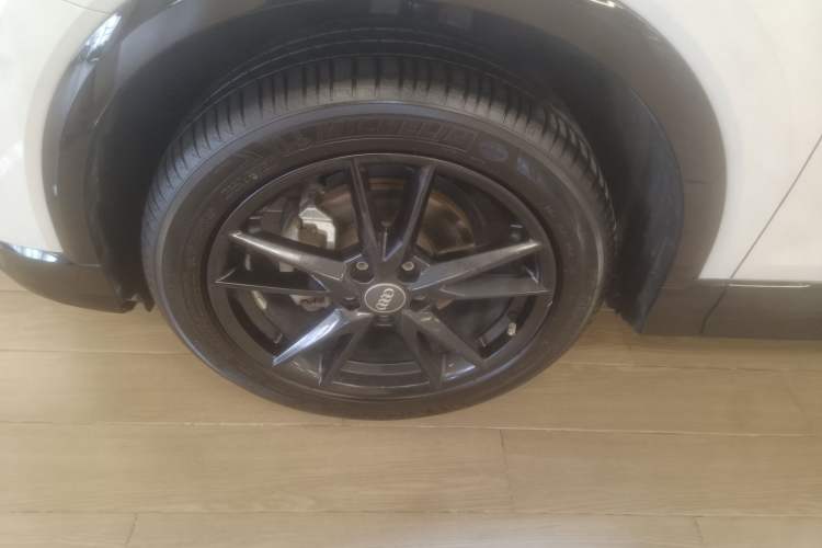 Used Audi Q2L 2021 35 TFSI Progressive Dynamic Edition
