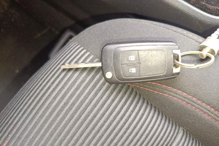 Used Buick Encore 2016 18T Automatic Two-Wheel Drive Urban Leading Edition