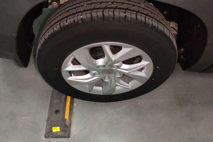 Used Wuling Hongguang S3 2019 1.5L Manual Comfort Model China VI Standard