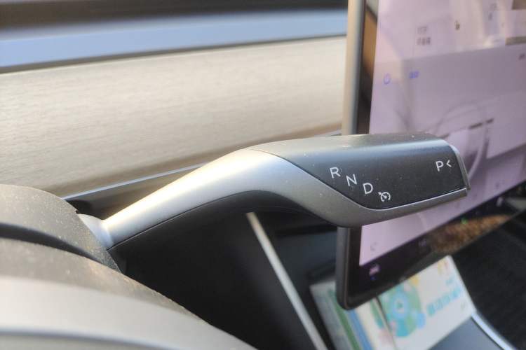 Used Tesla Model 3 2019 Standard Range Rear-Drive Upgraded Version